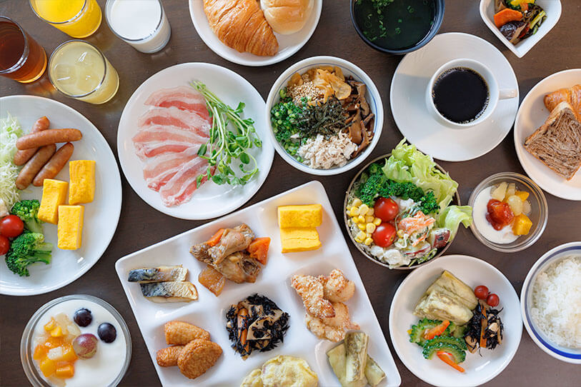 朝食のご案内