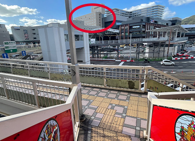 尚、長崎県営バスターミナル2階からは直接歩道橋へ出ることが出来ます。